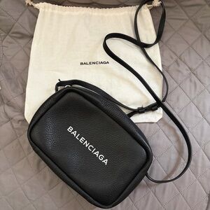 🖤BALENCIAGA Black Crossbody Bag